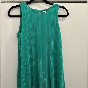 Anne Klein Pleated Green Dress